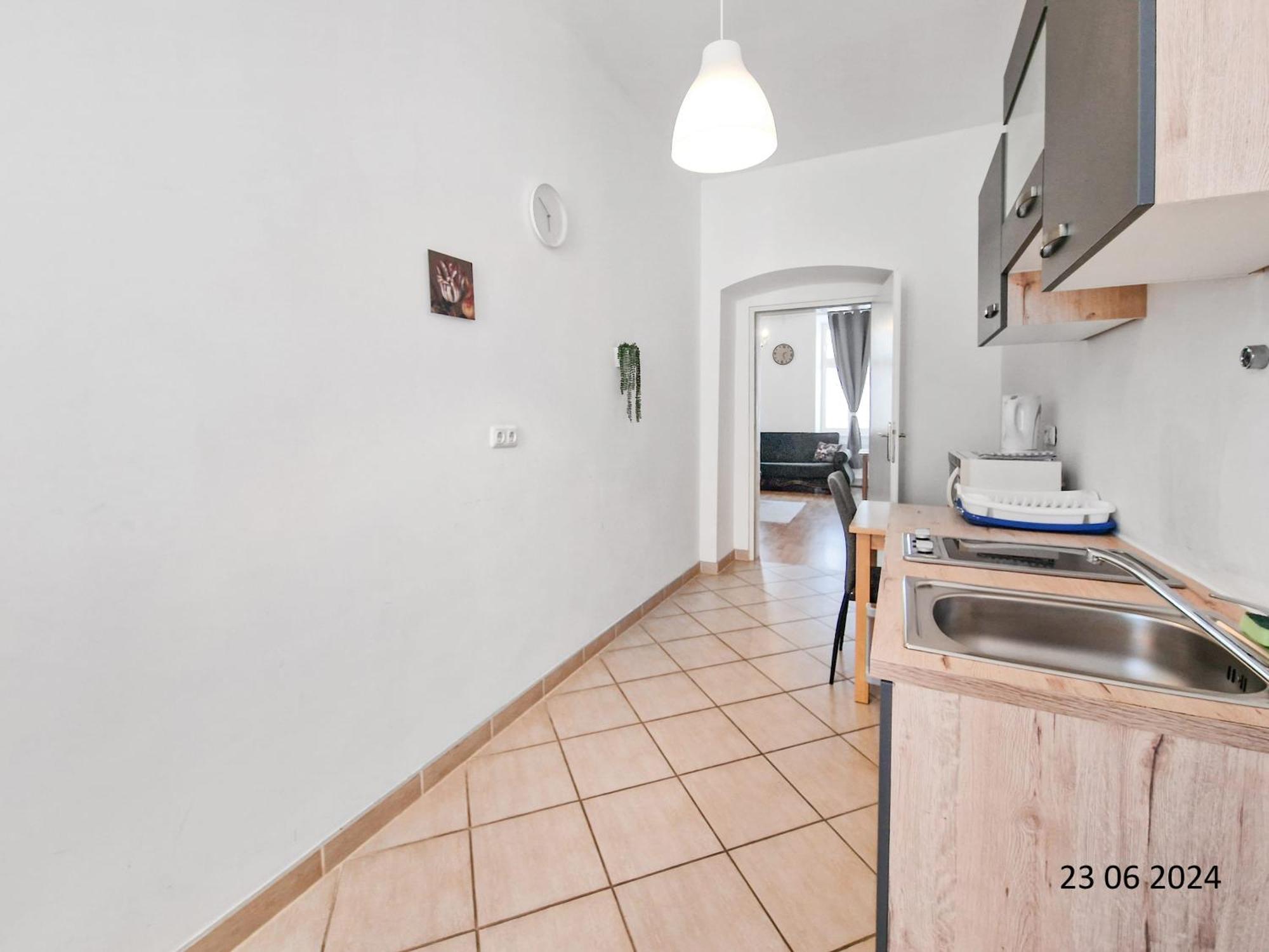 Elegant Three-Bedroom Suite Wien Exterior foto