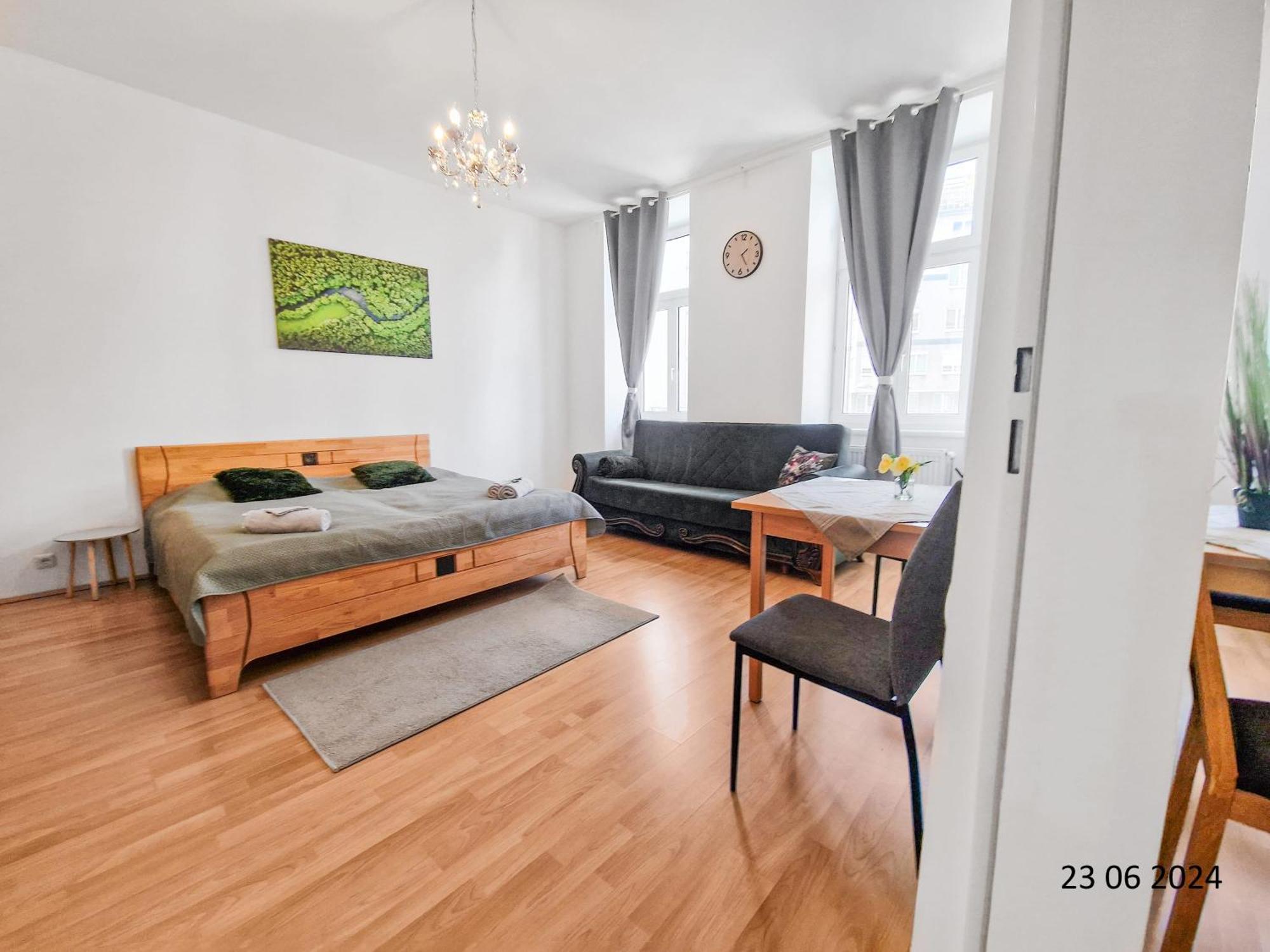Elegant Three-Bedroom Suite Wien Exterior foto
