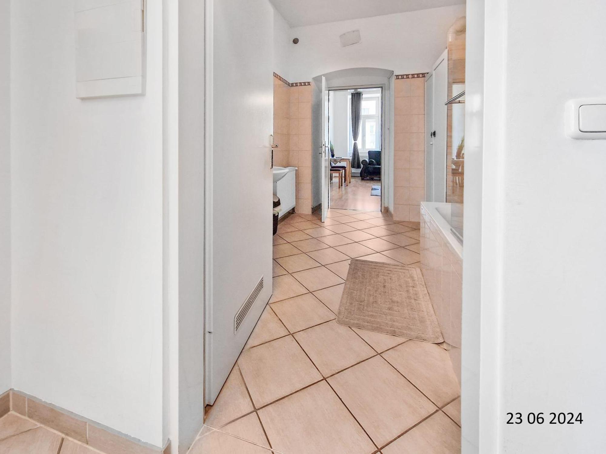 Elegant Three-Bedroom Suite Wien Exterior foto
