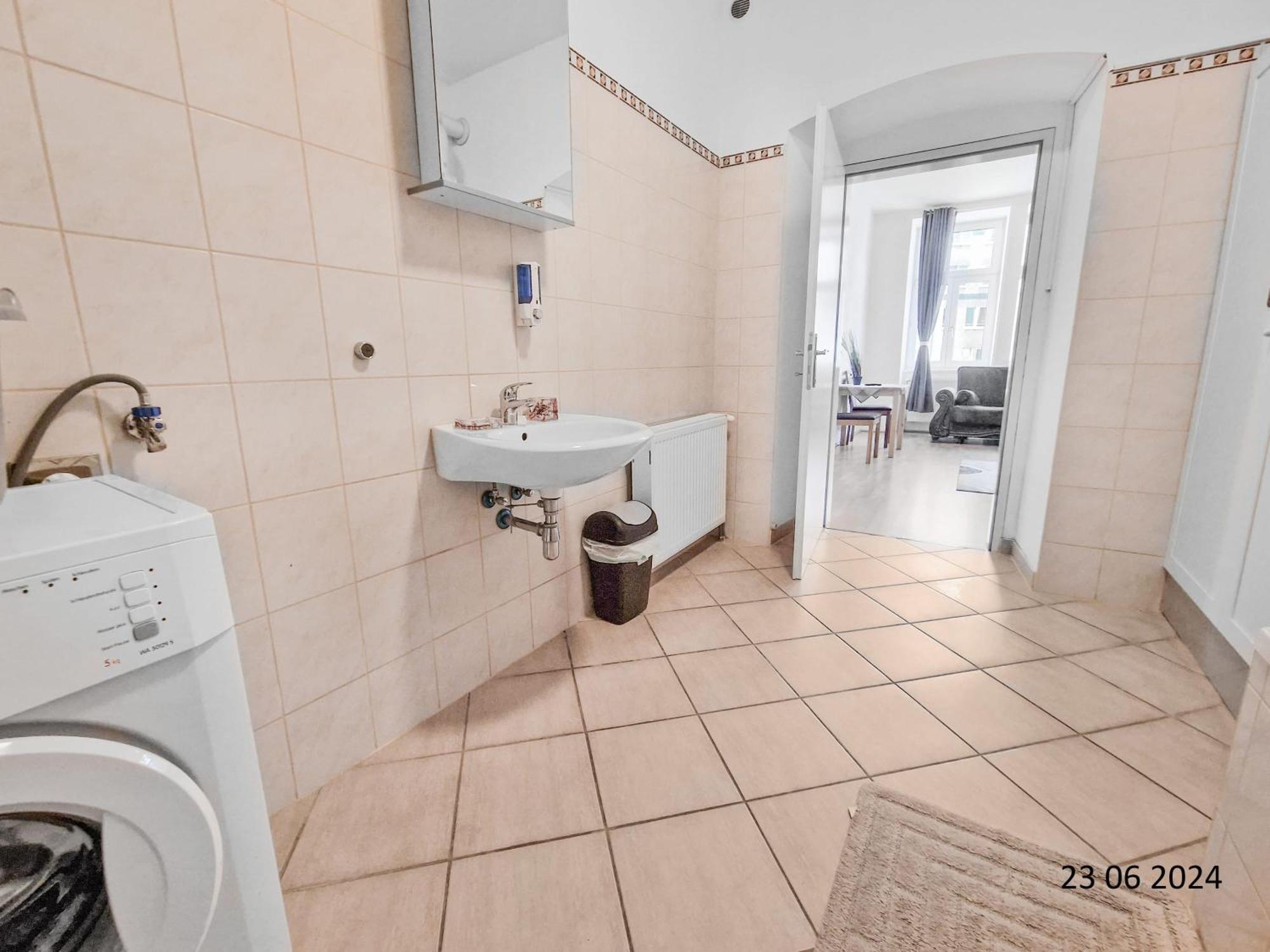 Elegant Three-Bedroom Suite Wien Exterior foto